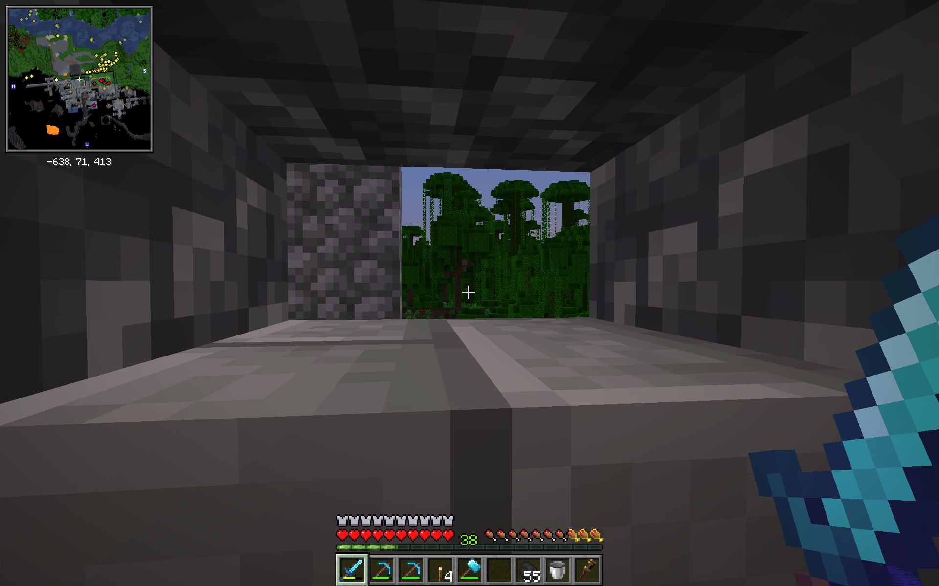 Image: hiding in the jungle